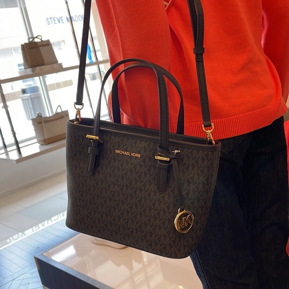 MICHAEL KORS 
Jet Set Travel Extra-Small Logo Top-Zip Tote Bag
Black 
NWT - Picture 14 of 16